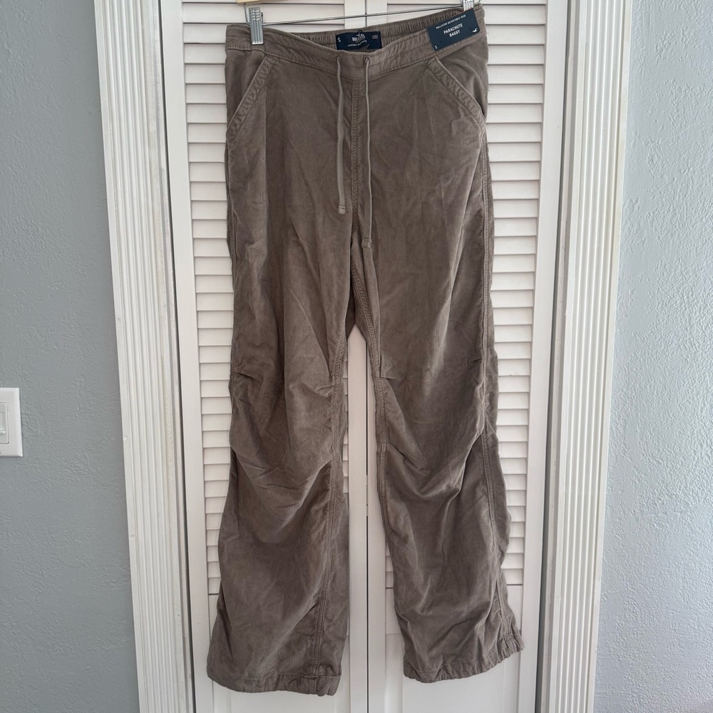 NWT Hollister Adjustable Rise Parachute Baggy Pants Khaki Brown Cotton Size S